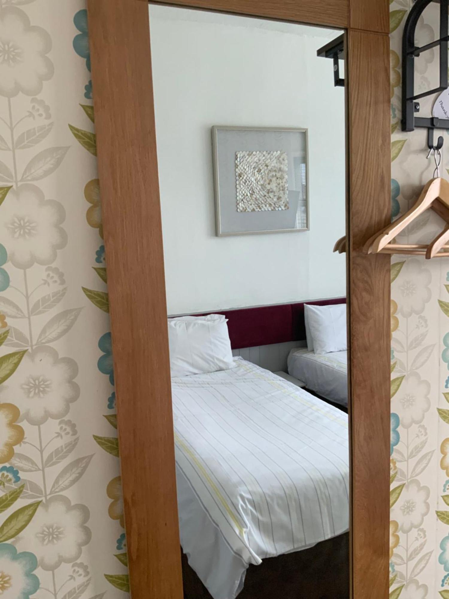 Bromptons Hotel Blackpool Bagian luar foto