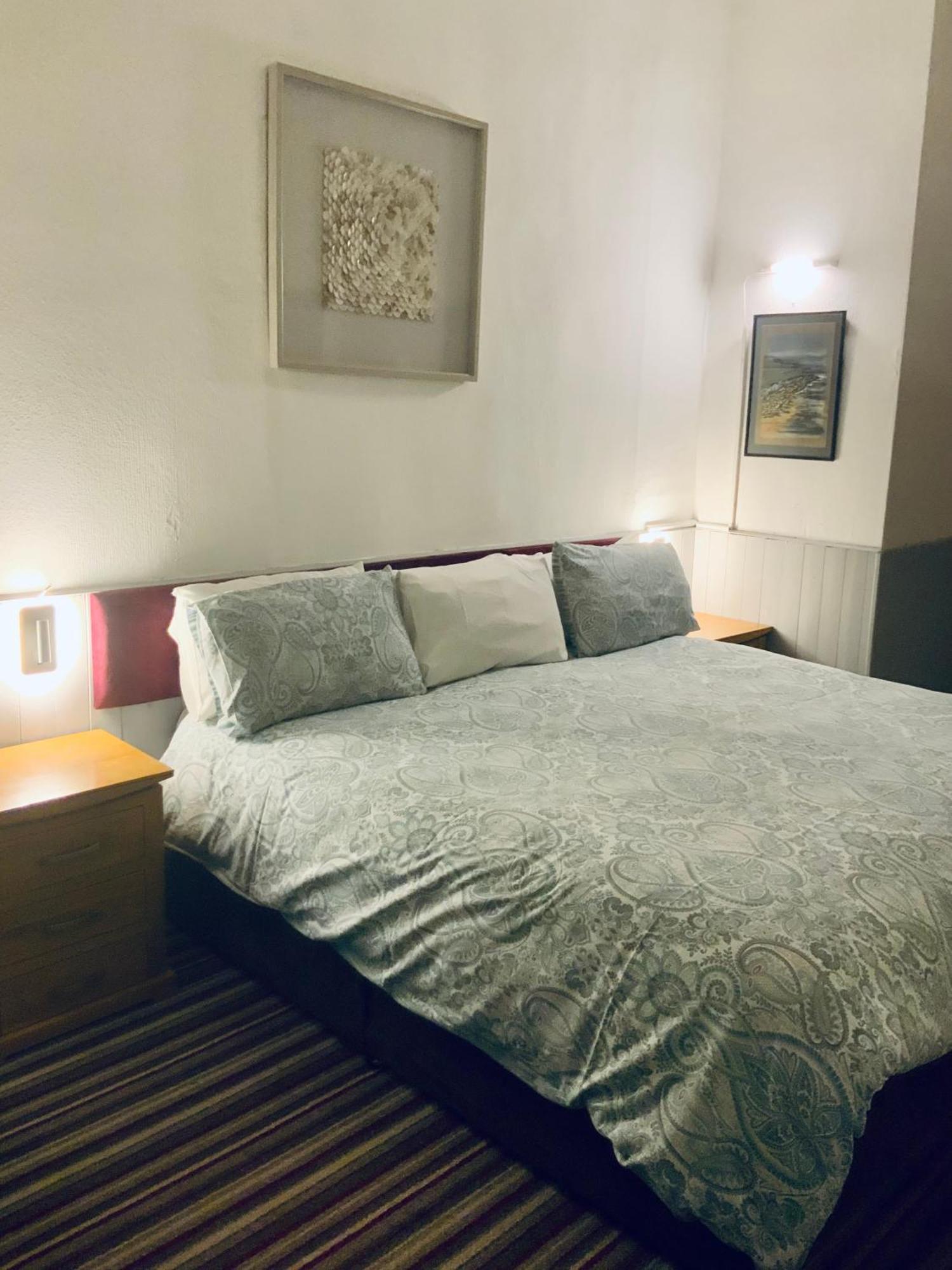 Bromptons Hotel Blackpool Bagian luar foto